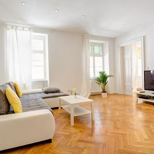 Appartement met Drie Slaapkamers